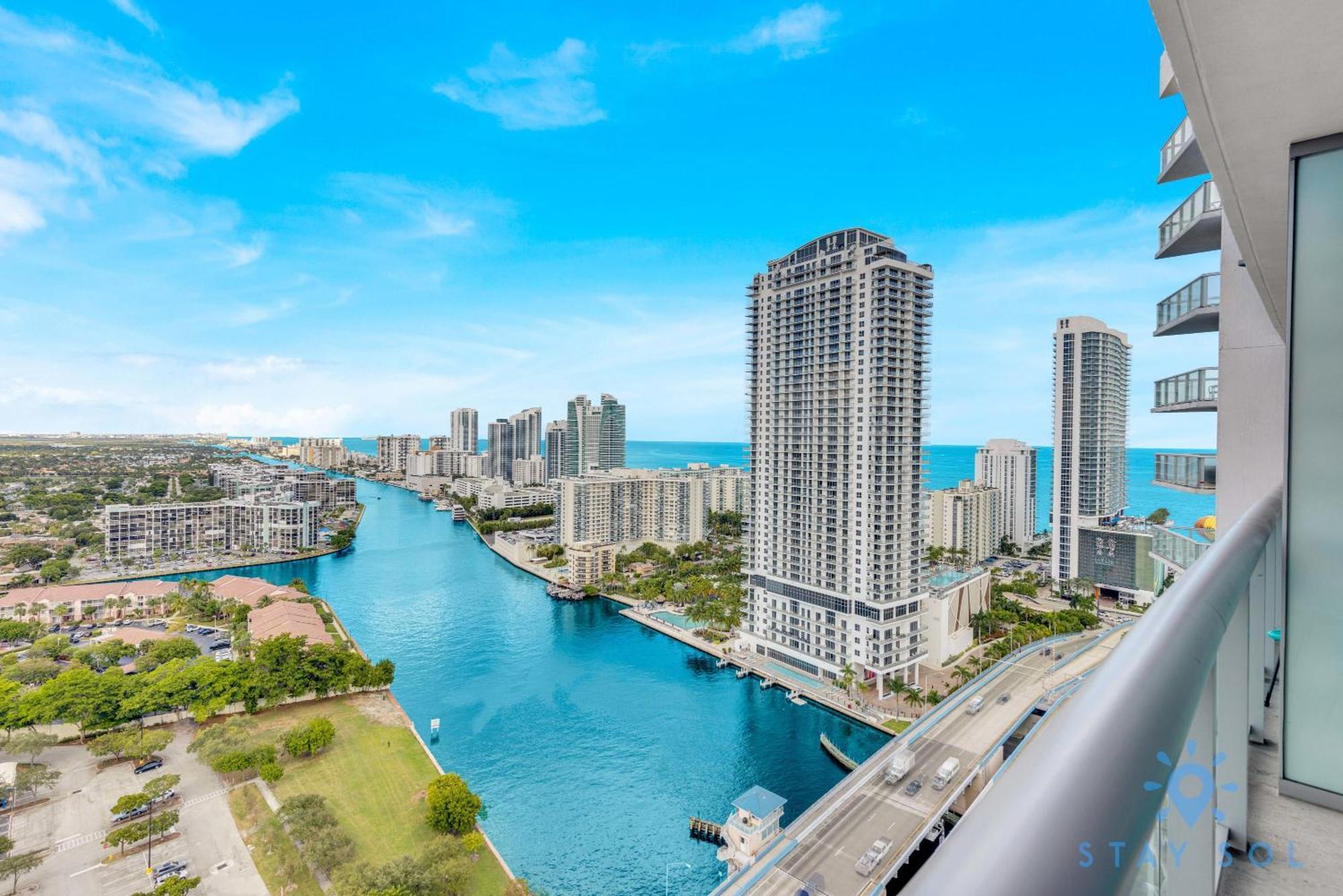 Resort Studio Balcony With Front Bay View Hallandale Beach Exteriér fotografie